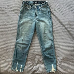 Hollister High Rise Mom Jeans